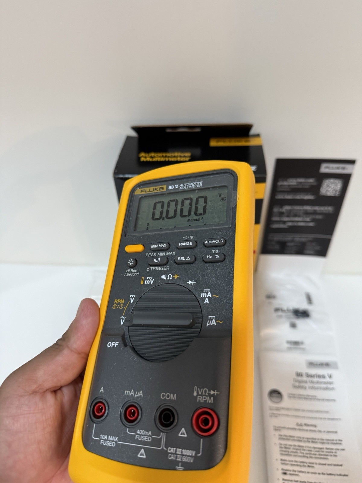 FLUKE 88V AUTOMOTIVE MULTIMETER (NEW FACTORY SEALED) CALIBRATED 2024 -SHIPS FAST