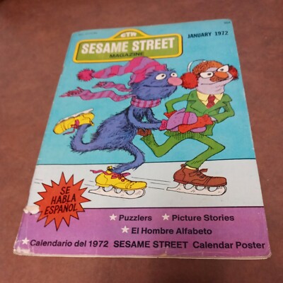 Sesame Street Magazine V2 #4 Comic Book size january 1972 Dell. Ctw