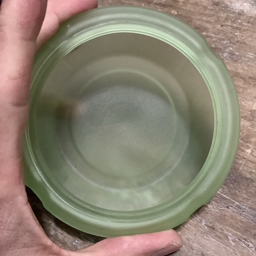 LE Smith Three 3 Birds Green Satin Uranium Glass Powder Box Vintage RARE - Afbeelding 7 van 9