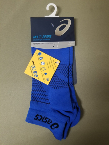 New Asics Fuzex Single tab Multi-Sport Socks.