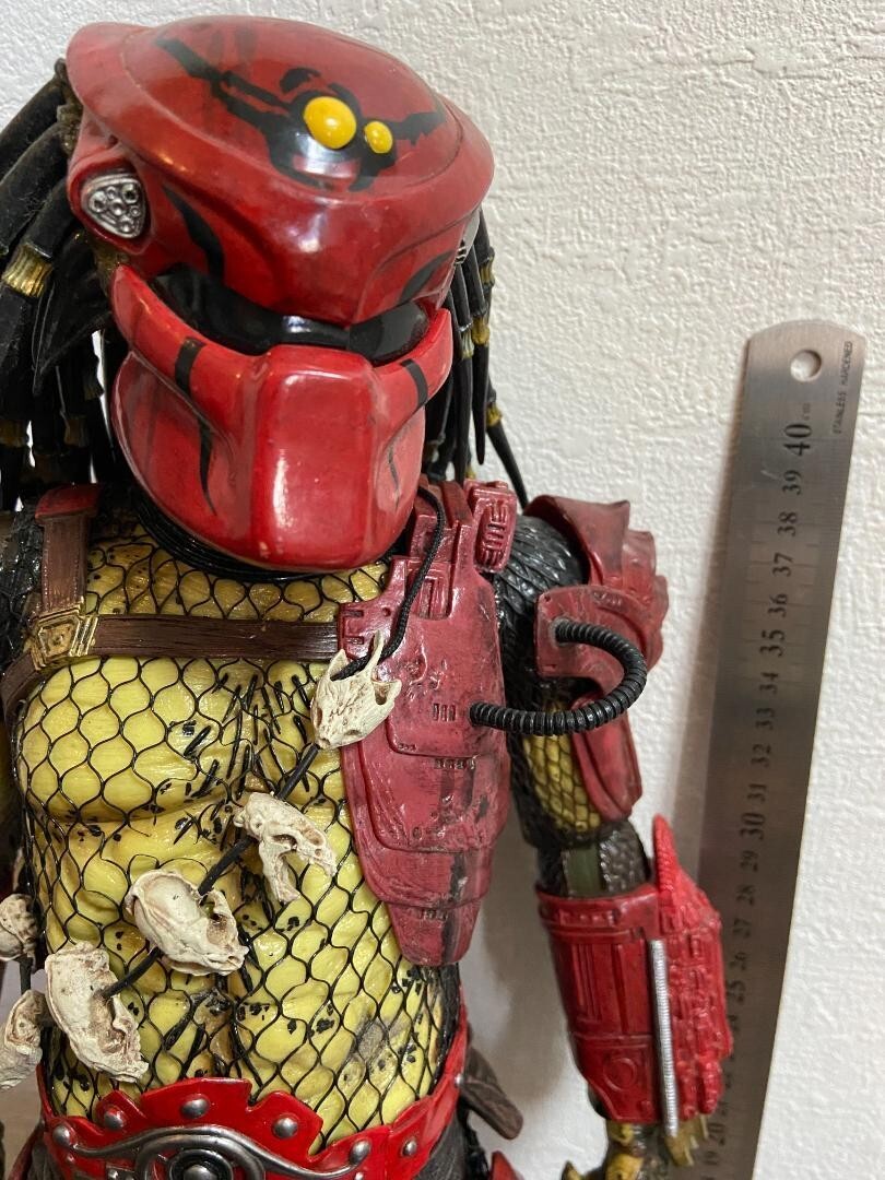 NECA Big Red Predator 1/4 Scale 18inch Action Figure No box