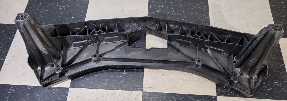 2010 - 17 CHEVY EQUINOX FRONT BUMPER GRILLE ENGINE COVER 2010 - 17 CHEVY EQUINOX FRONT BUMPER GRILLE ENGINE COVER