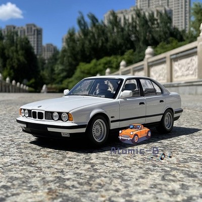 Minichamps 1:18 BMW 535i (E34) 1988 Legierung BMW 5 Serie Automodell