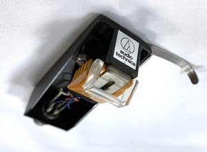 Vintage Audio Technica AT12XE Cartridge with Carrier