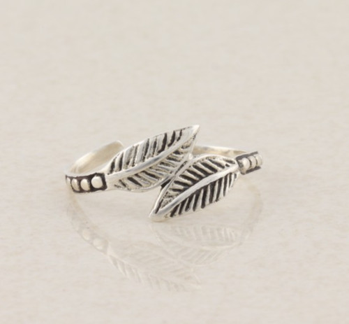 Sterling Silver Leaf Design Toe Ring Band Size 3 Adjustable