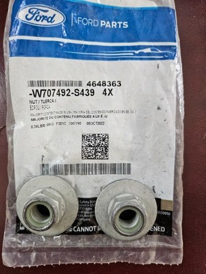 2 Suspension Stabilizer Bar Link Nuts - Ford (W707492-S439)