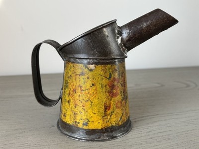 1949 SHELL Motor Oil half pint pourer