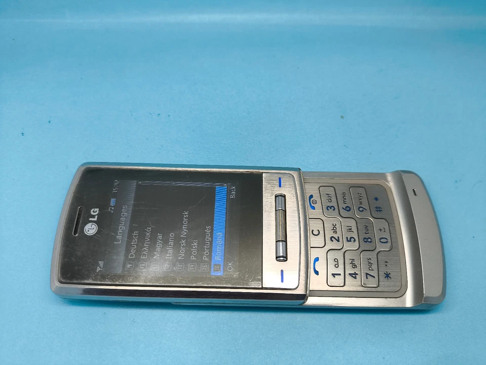 LG Shine KE970 Unlocked Mobile Phone Good Condition - Image 4 of 4