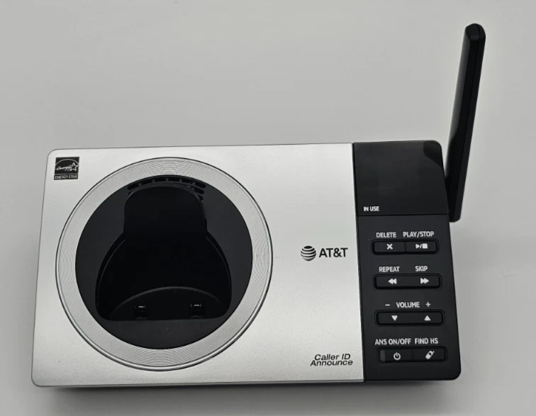 AT&T DECT 6.0 Expandable Cordless Phone with Answering System 1 Handset CL82107 - Image 3 of 4