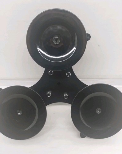 RAM-224-3U RAM Twist-Lock Triple Suction Cup Base with Ball - Afbeelding 6 van 10