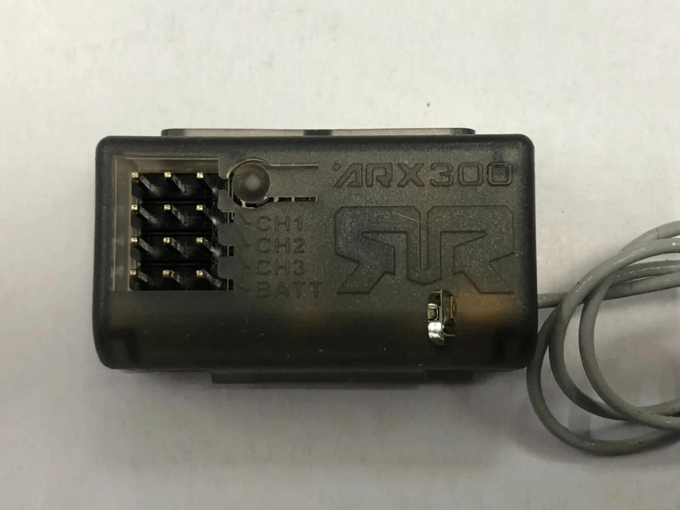ARRMA ATX300 Transmitter X1 + ARX300 Receiver X2 w/o original package and manual - Image 2 of 2