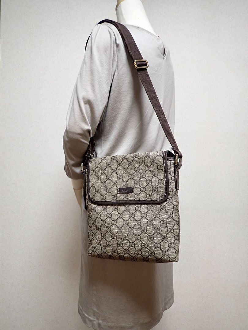 GUCCI 223666 GG Supreme Crossbody Shoulder Bag Storage Bag GUCCI 223666 GG Supreme Crossbody Shoulder Bag Storage Bag