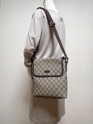 GUCCI 223666 GG Supreme Crossbody Shoulder Bag Storage Bag GUCCI 223666 GG Supreme Crossbody Shoulder Bag Storage Bag