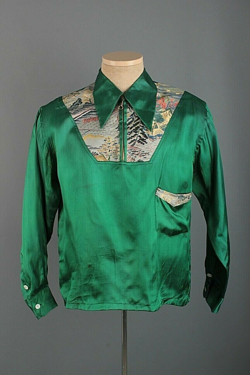 Men's 1950s Green Rayon Satin Souvenir Japanese Year-end annual account Pullover W Shirt Mesa Mall