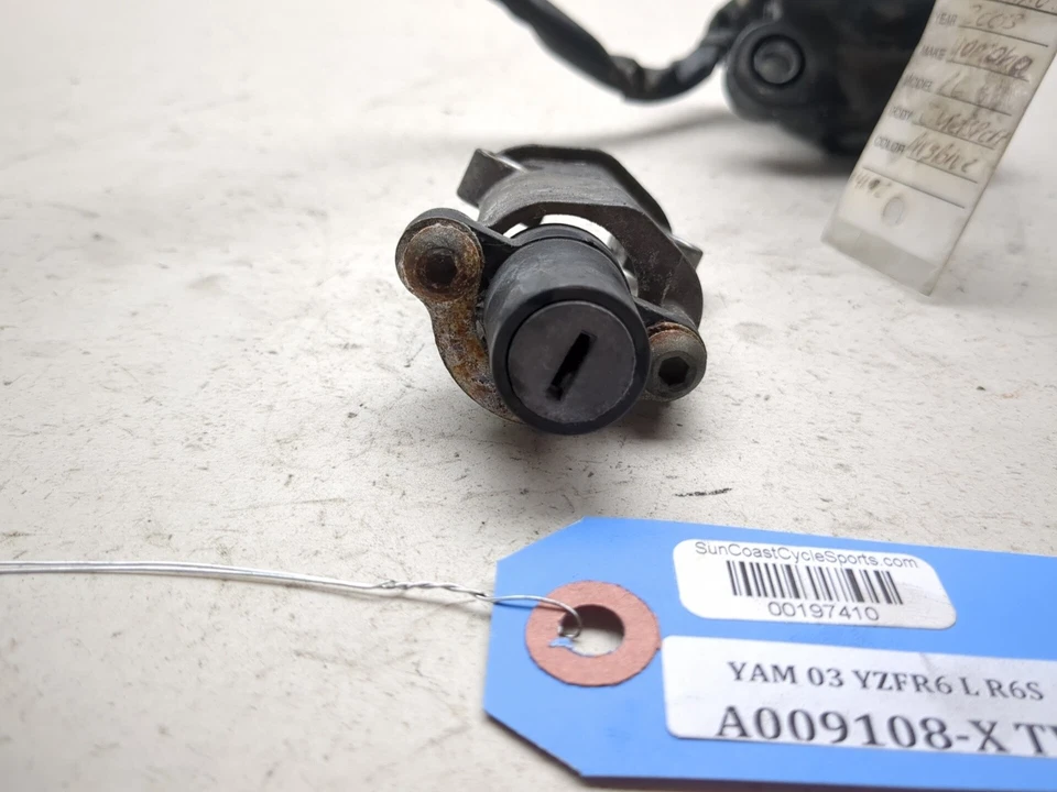 03-05 Yamaha YZF-R6 06-09 R6S Lock Set Ignition Switch Cap And Key - Image 3 of 4