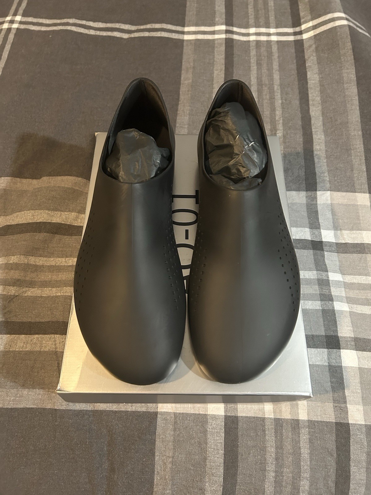 Yeezy AQ-01 Kanye West Ye - Size 13