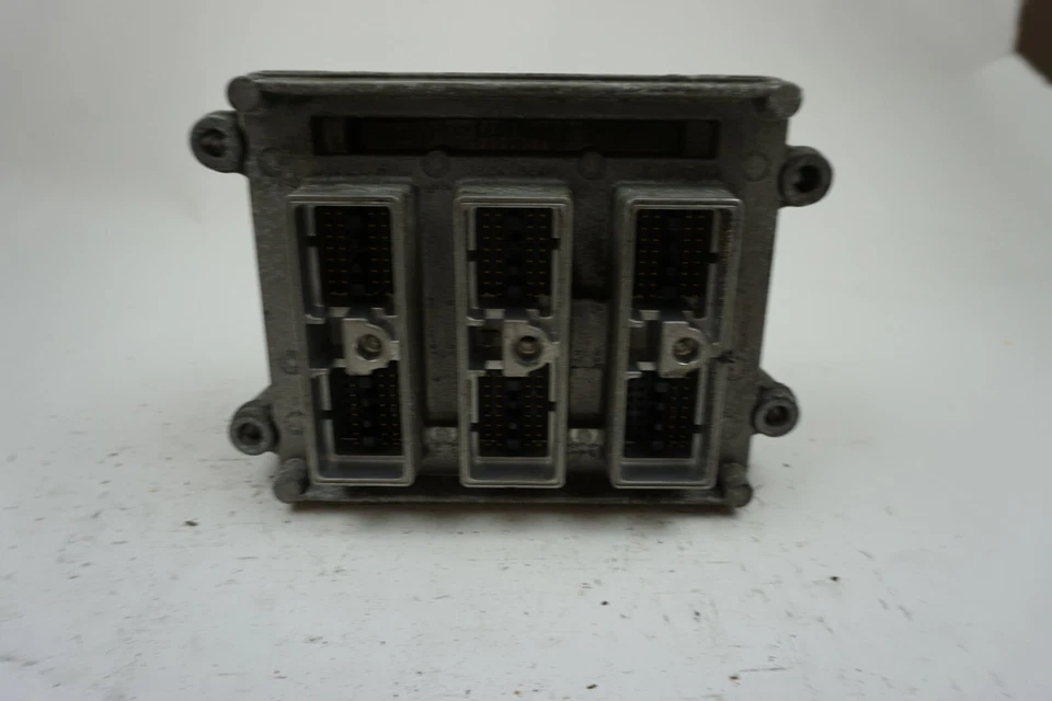 2003 2004 2005 GMC  ENVOY Engine Computer Control Module OEM P# 1257496 - Image 4 of 4