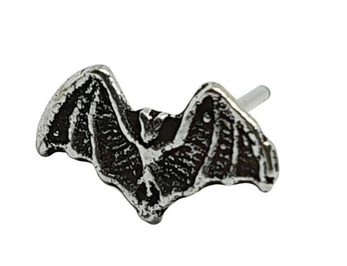 Bat Nose Stud Vampire Bat 22g (0.6mm) 925 Sterling Silver Stud Straight Piercing - Picture 3 of 12