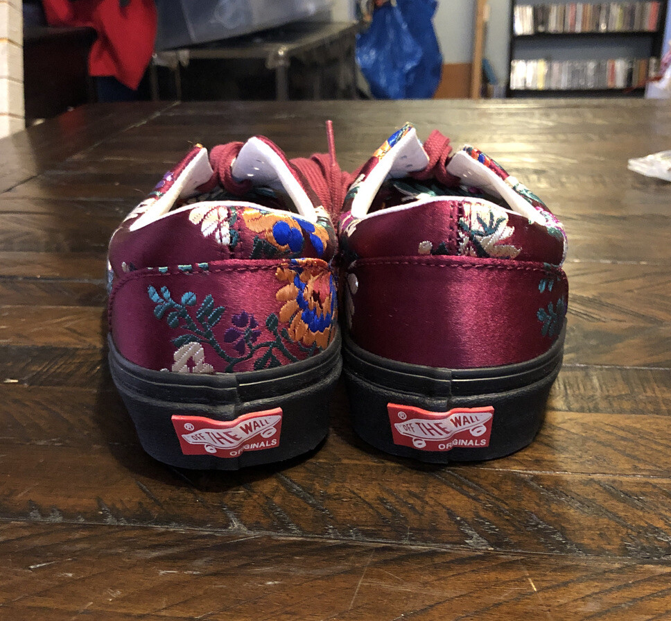 Picture 4 of 10