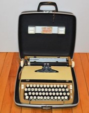 VTG 1973 SCM Smith - Corona Sterling 6MSE Series w/case & key works great thumbnail