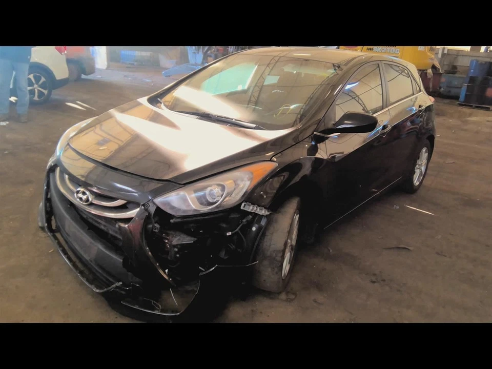 Wheel 16x6-1/2 Alloy Hatchback GT With Fits 13-15 ELANTRA 6432341 - Image 3 of 4