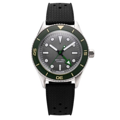 Undone Basecamp Explorer Automatik Titan Schwarz Grün Silikon Herrenuhr