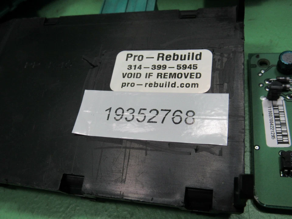 CHEVY SILVERADO K1500 TAHOE C1500 TRUCK ANTI-THEFT PASSLOCK VATS MODULE 19352768 - Image 2 of 4