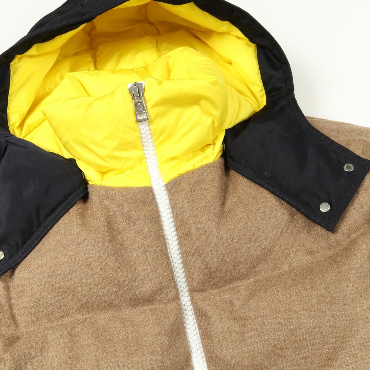 美品✨MONCLER ジーニアス ボディバッグ イエロー ナイロン MONCLER GENIUS 1 JW ANDERSON STONORY Down jacket #0 wool Nylon