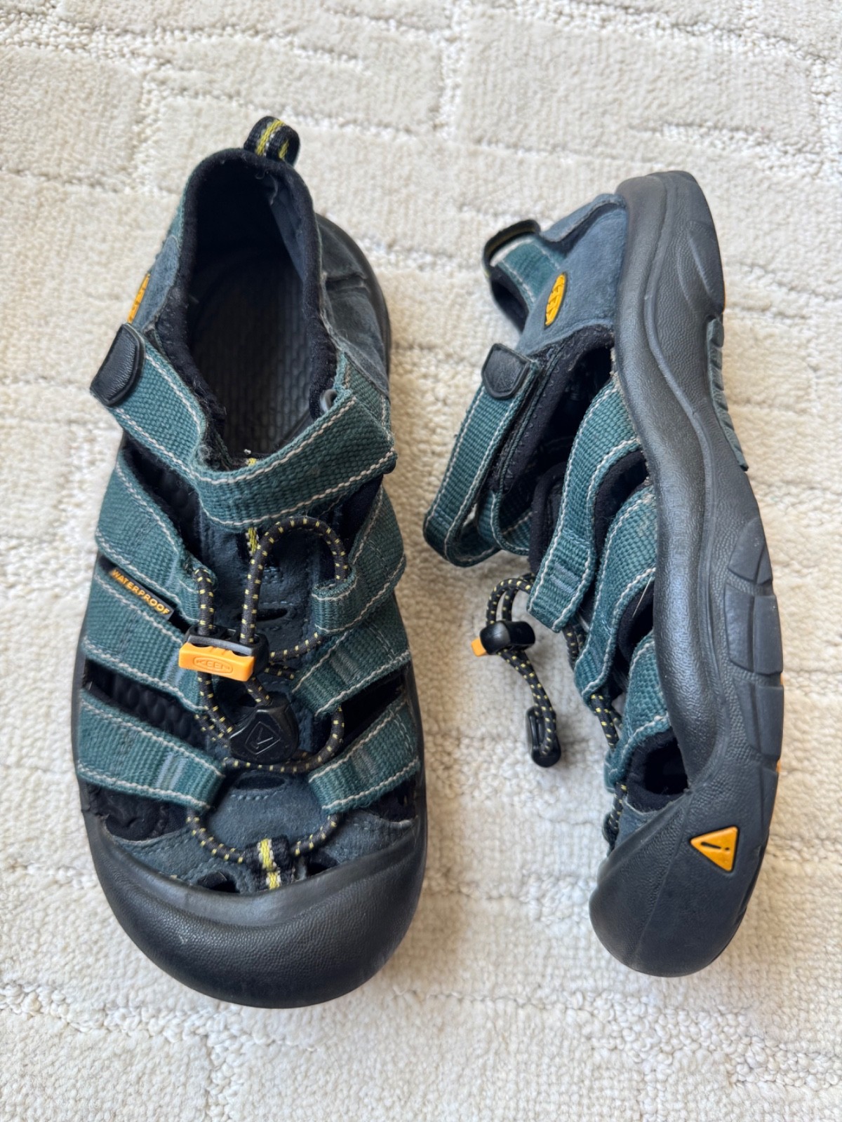 Sandali da trekking Keen Youth Newport H2 comodi da viaggio blu taglia US 3 usati in ottime condizioni