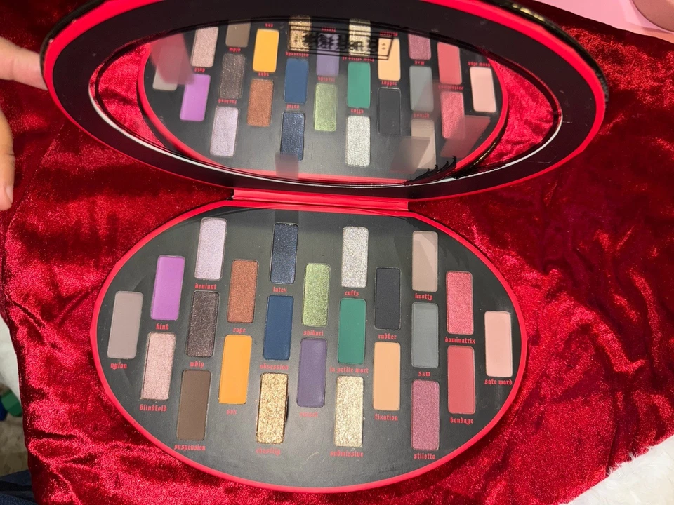 Kat Von D 'Fetish' Eye Shadow Palette 24 Gorgeous Shades NIB Authentic - Image 2 of 4