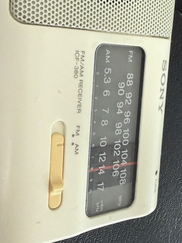 Vintage Sony Portable Radio AM FM Receiver ICF-380 - funktionstüchtig - Bild 6 von 6