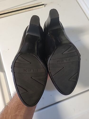 NEW Life Stride Slip-on Navy Blue leather flat loafer w/ a silver buckle Size 8M - Picture 6 of 6