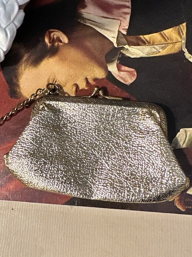 Vintage Gold Metallic folding Purse with coin purse - Picture 3 of 10