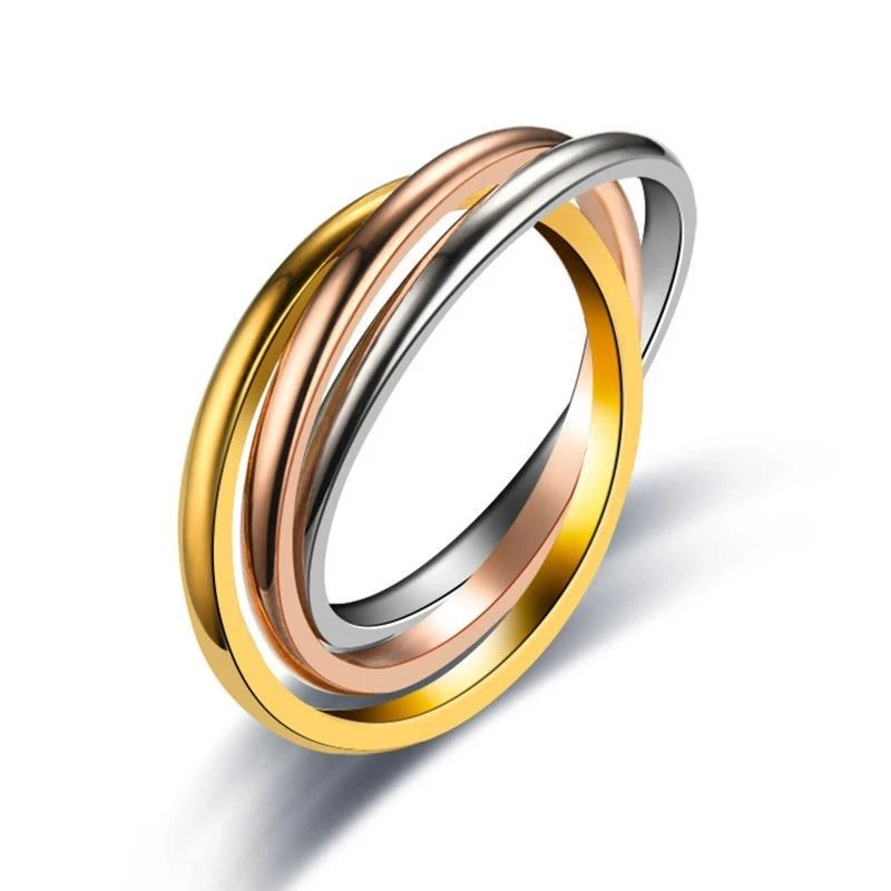 Interlocking outlet wedding bands