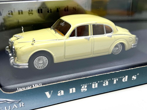 Vanguards Jaguar MKII Primrose diecast model 1:43 VA08402 MIB - Picture 2 of 4