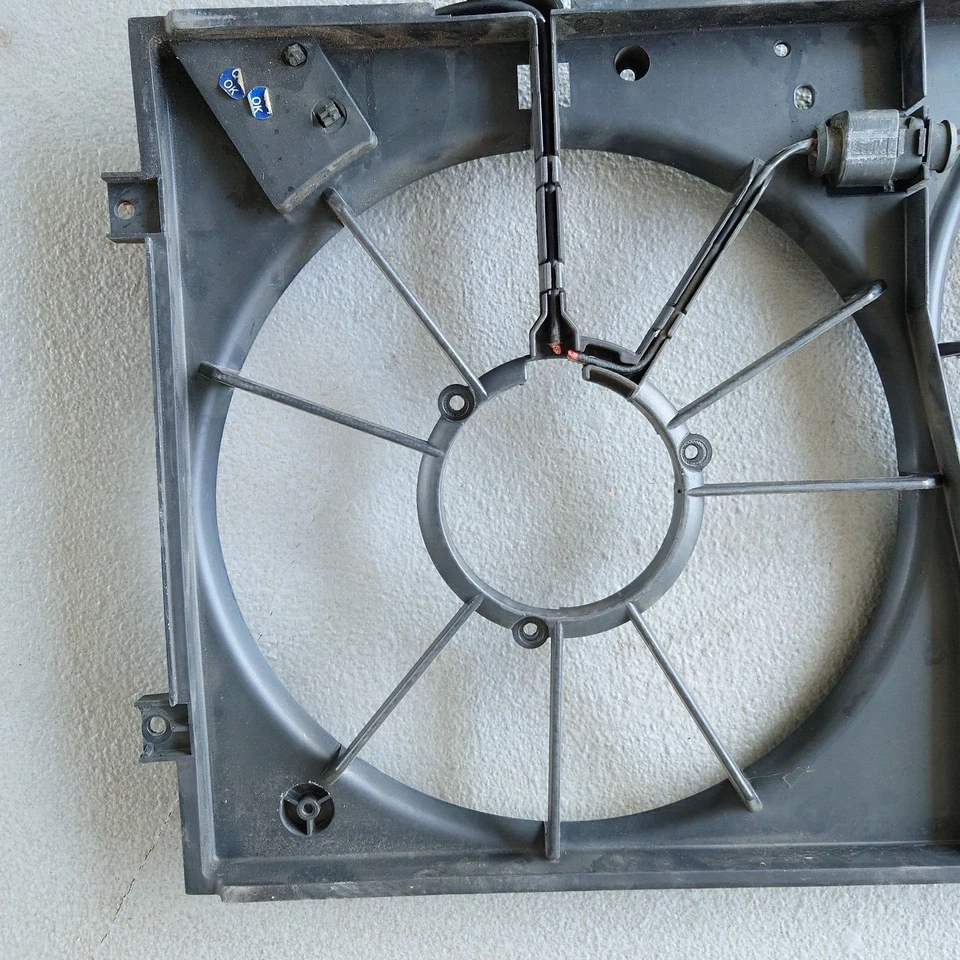 Volkswagen Passat Jetta 2014 motor refrigeración radiador ventilador cubierta motor 1K0121207 Foto 4 de 4