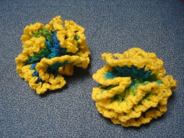 Colorful Yellow Blue Crochet Flower Luggage ID Tags-image