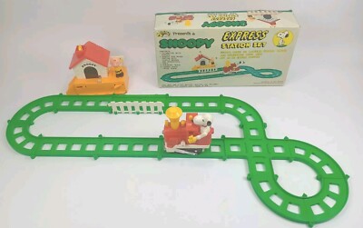 Vintage Snoopy Express Station Set Aviva In Original Box