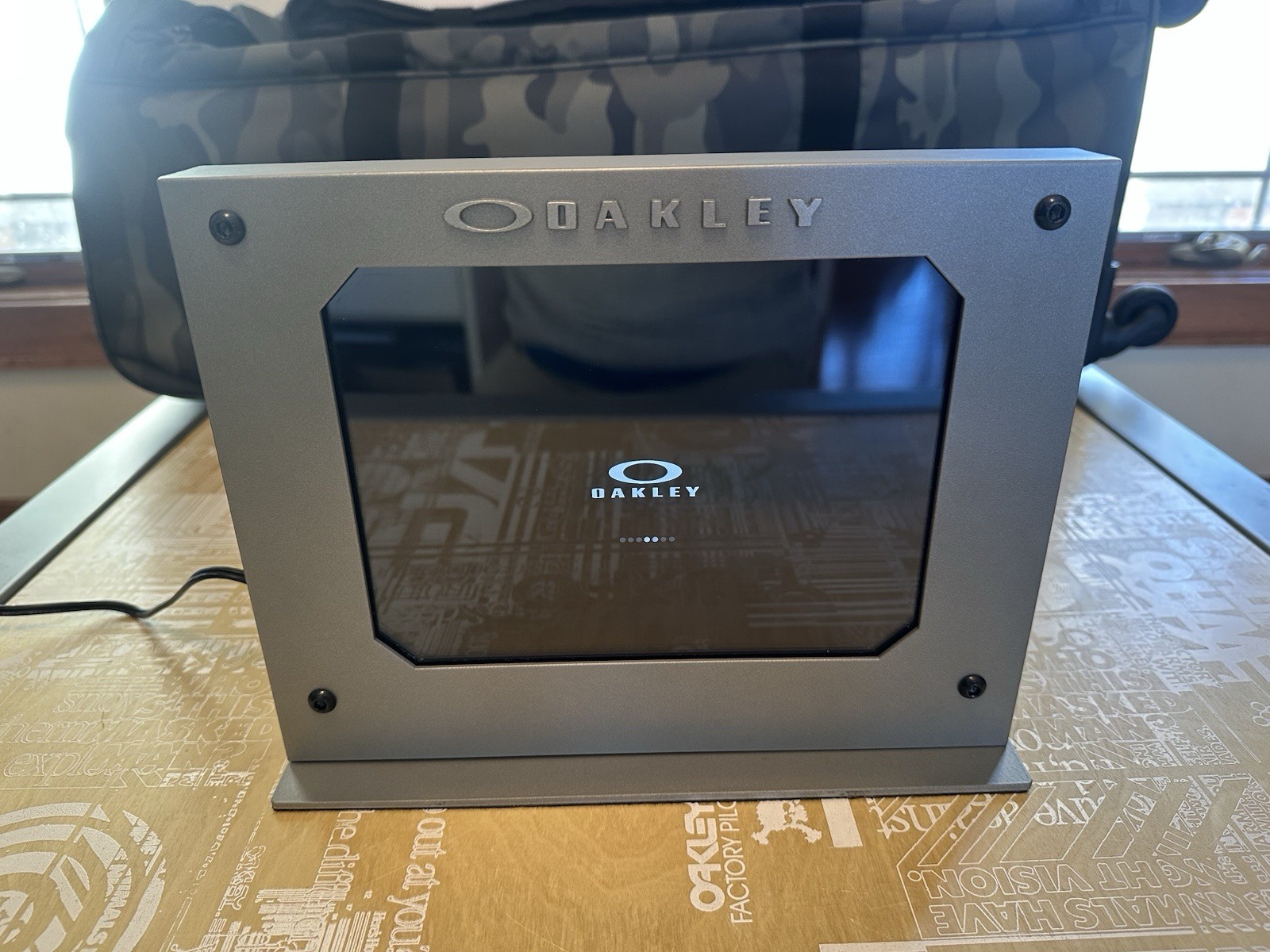 RARE Authentic Oakley PRIZM Digital Tower Tester Display Collector Item