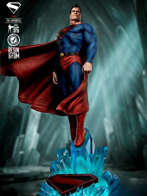 Superman Kingdom Come  Sculpture Statue Model Kit  DC Unpainted/Unassembled