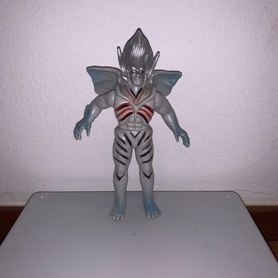 Bandai Ray Wonder Sofubi Figure 1986 Bio Blend Hero 12cm Collectible