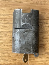 Sargent & Greenleaf  No. 833 Series 1991 USGI Padlock US Gov’t issued w/ 1 key 