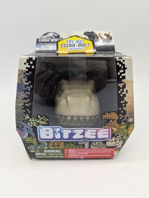Bitzee Jurassic World Dino T-Rex Verpackung beschädigt