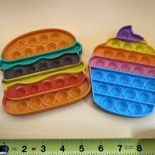 2 Food Pop-it Fidget Toy Bubble Sensory Stress Relief Kids Burger Cupcake