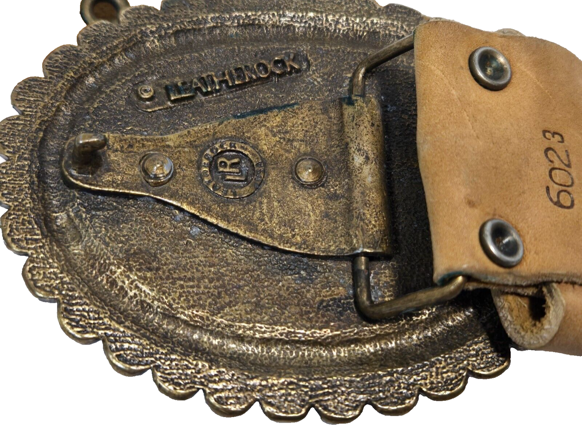 Leatherock Leather Belt Medium Western Rhinestones Studs  display picture 1