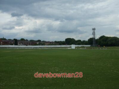 FOTO TONGE CRICKET CLUB TONGE CC'S CASTLE HILL BODEN DIREKT AN DER A58 IN SCHRAUBE