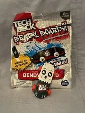 NEW Tech Deck Bendy Board Eraser Fingerboard Skateboard - Black Skull Board