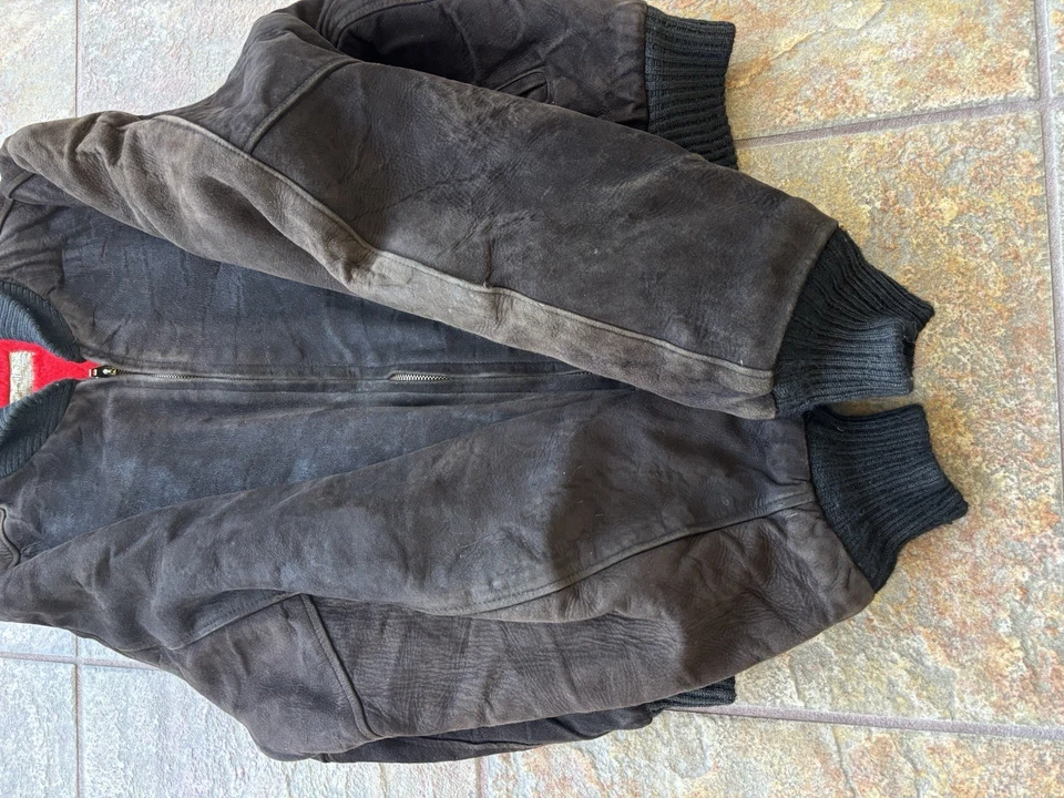 Bombardero de gamuza de cuero marrón oscuro DuPont Quilon años 50-60 raro vintage con forro rojo Foto 4 de 4