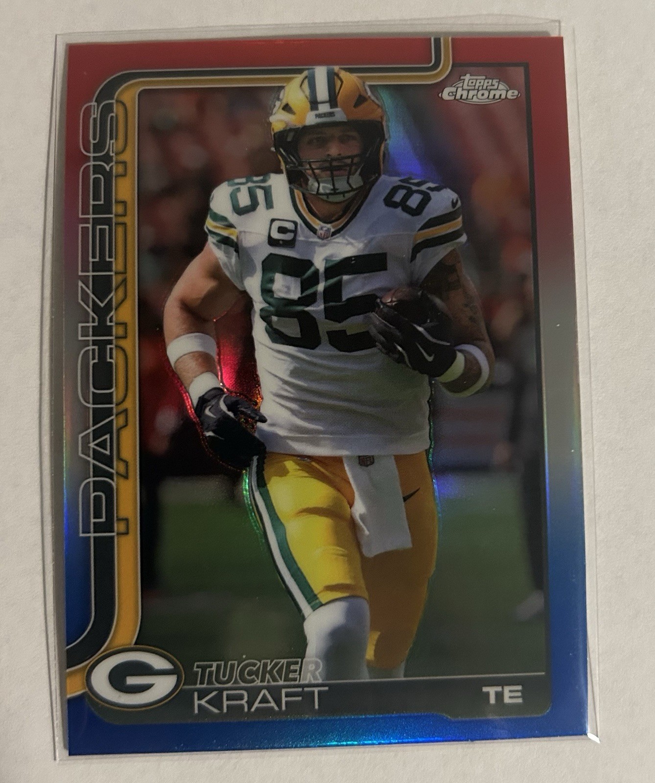 2025 Topps Chrome Football Tucker Kraft #108 Red White Blue Refractor
