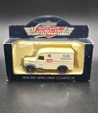 VINTAGE MADE IN ENGLAND MODEL CARS DAYS-GONE COLLECTABLES -Wall's Sausages & Pie